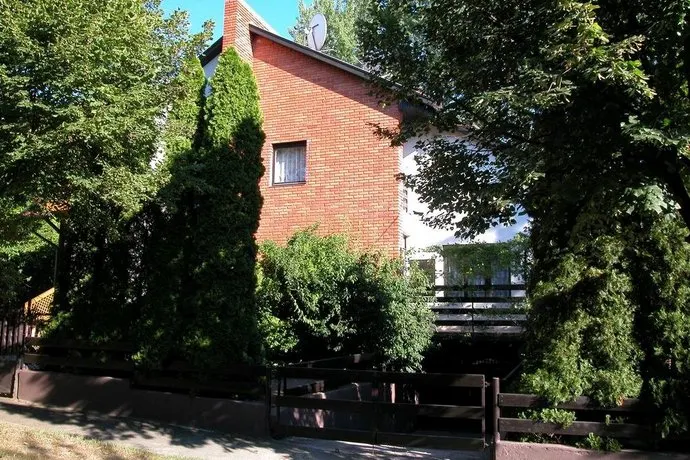 Clara villa - Image 1
