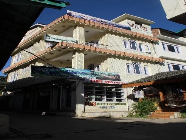 Puri Guest House & Hotel - Image 1