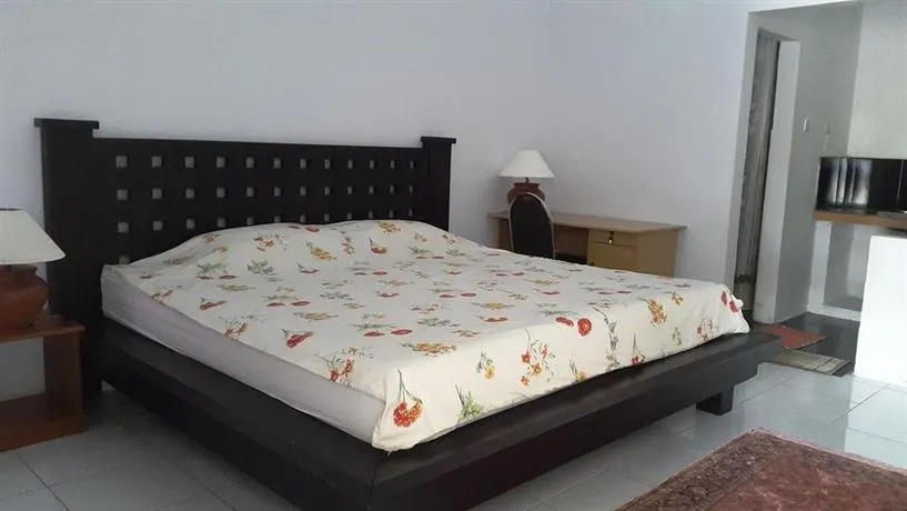 Sayang Guest House - Image 1