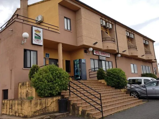 Hotel Restaurante Jarilla - Image 1