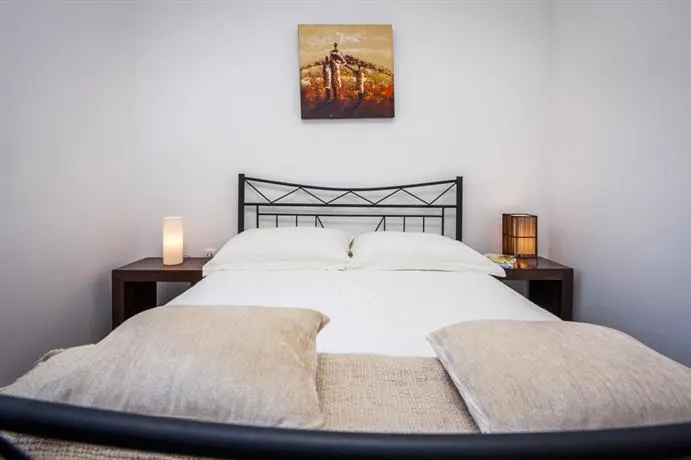 Pimlico Apartment - Image 1