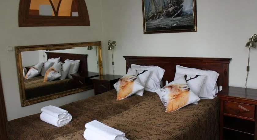 Rapunzel Tower Apartment - Image 1