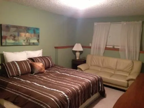Mountain Retreat - Image 1
