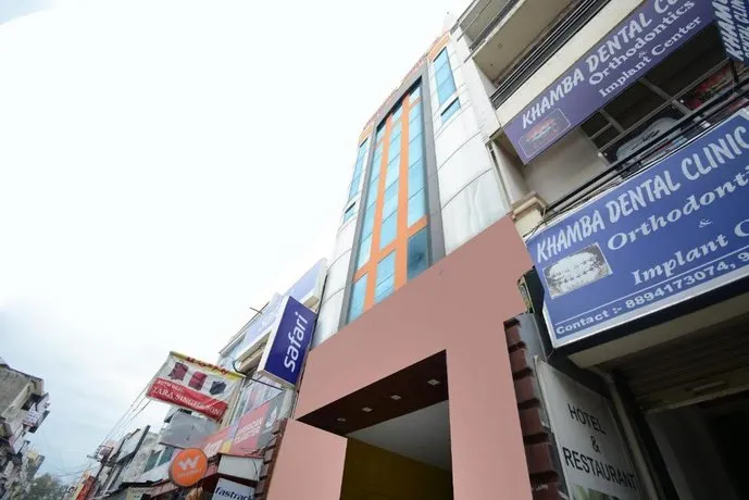 Hotel Pal Regency By OYO Rooms - Image 1