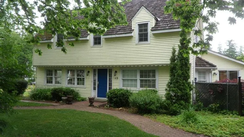 The Byron House - Image 1
