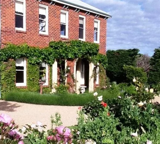 Ellesmere House - Image 1