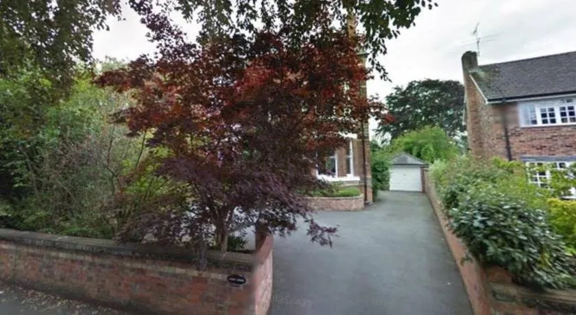 Brand new apartment in Knutsford - Image 1
