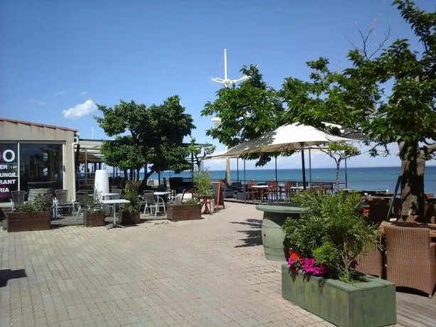 Residences Du Monde - Image 1