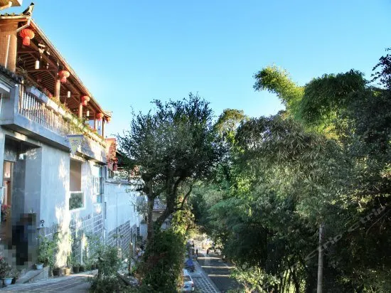 Xian Qing Ou Ji Inn - Image 1