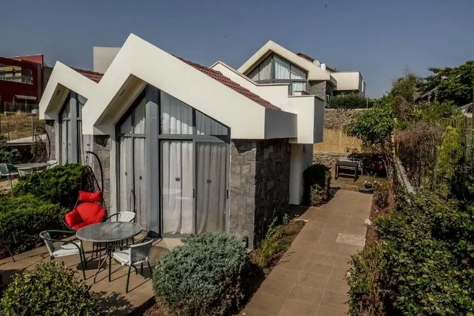 Hxania Suites - Image 1