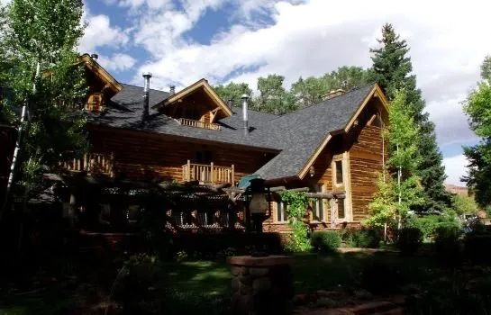 The Lodge At Red River Ranch - Image 1