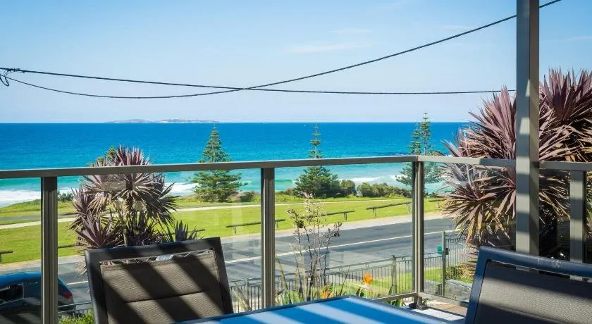 81 Dalmeny Drive - Beach House - Image 1