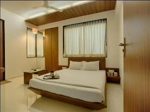 hotel pallav - Image 1