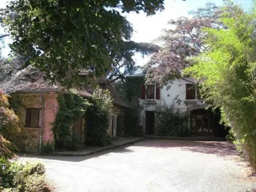 La Closerie Du Guilhat - Image 1