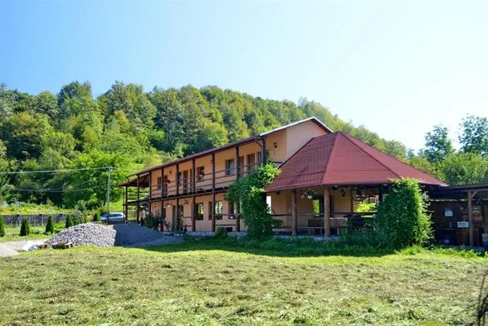 Popasul Din Cornesti - Image 1