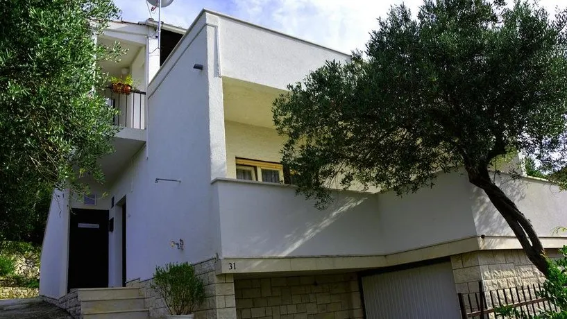 Apartments Sunny Dalmatia - Image 1