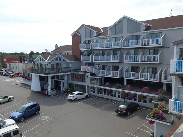 Harborline Hotel - Image 1