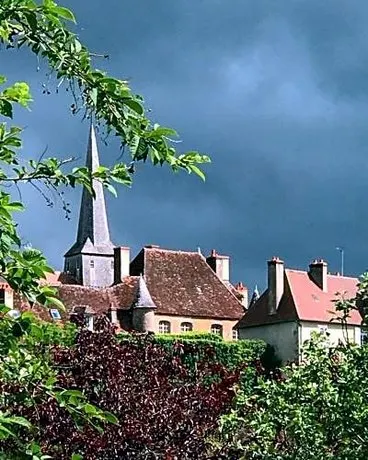 Chateau Vue Boussac Chambres d'Hotes - Image 1