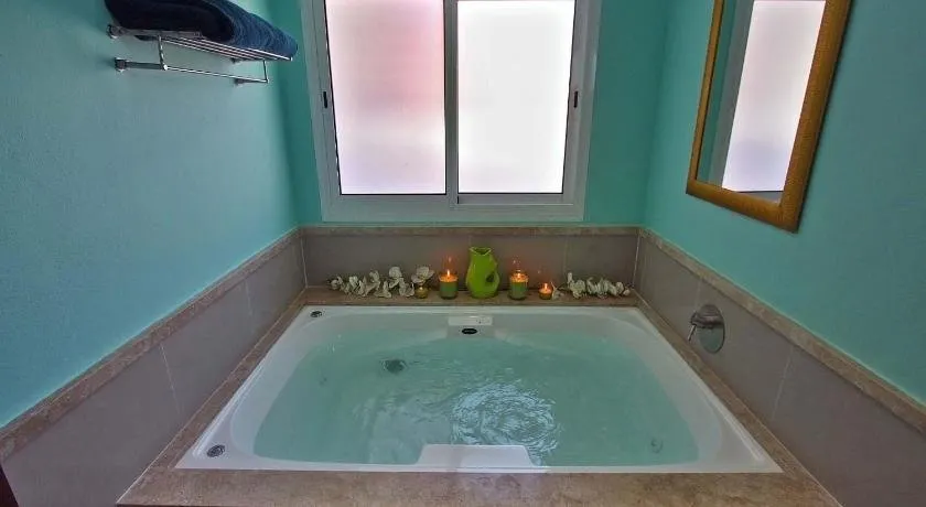 Luxury PH w Private Pool Near 5th Av - Kaan 302 - Image 1