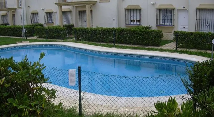 Los Pinos 4 - Image 1