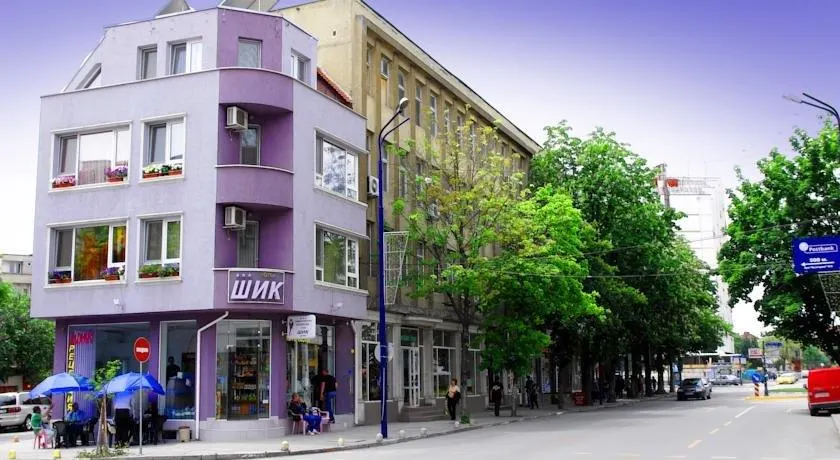Shik Hotel - Image 1