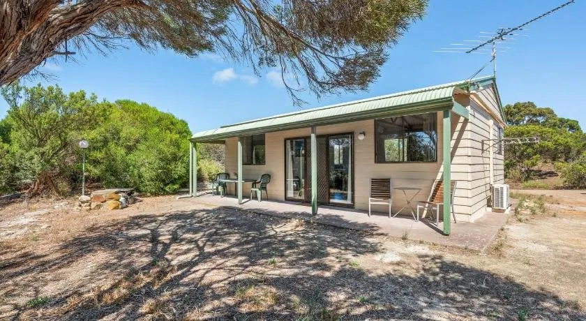 Kangaroo Island - Island Beach Shack - Image 1
