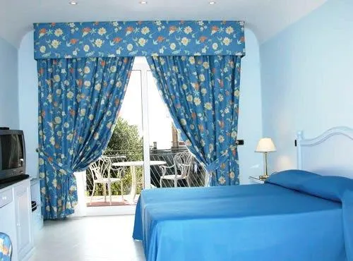 Hotel Relais Posillipo - Image 1