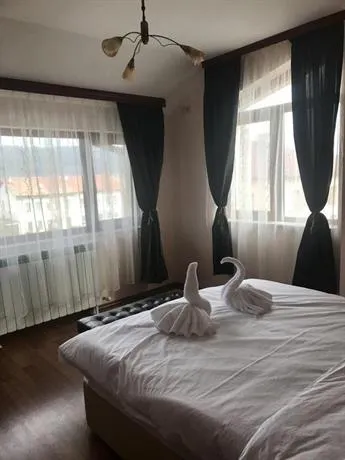 Valevitsata Guesthouse - Image 1