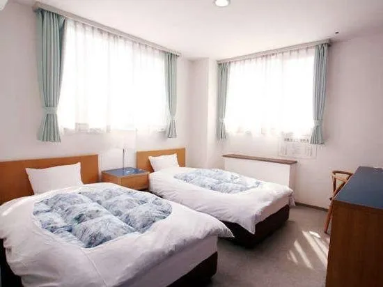 Kofu Shouwa Onsen Business Hotel - Image 1