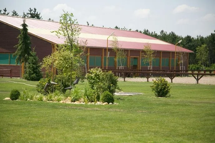 El Bronco Ranch Resort and Spa - Image 1