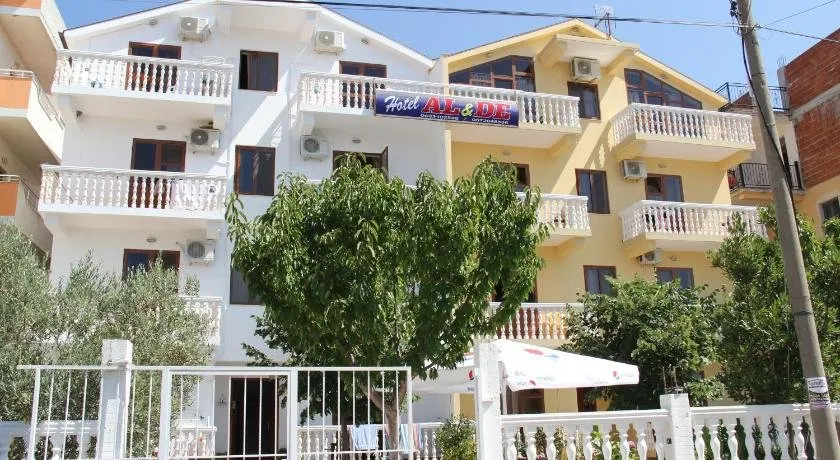 Apartments Hotel Al & De - Image 1