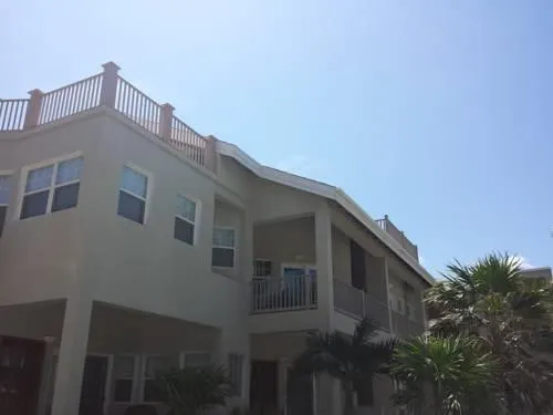 Luna Suites - Image 1