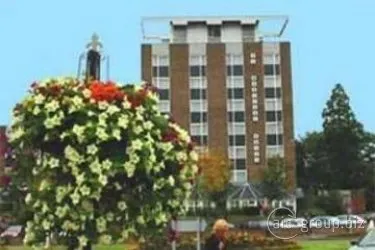 Macdonald De Montfort - Image 1