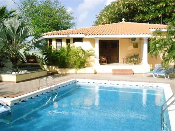Villa Luna Willemstad - Image 1