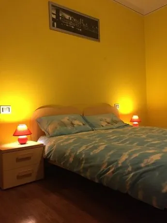B&B KB - Image 1