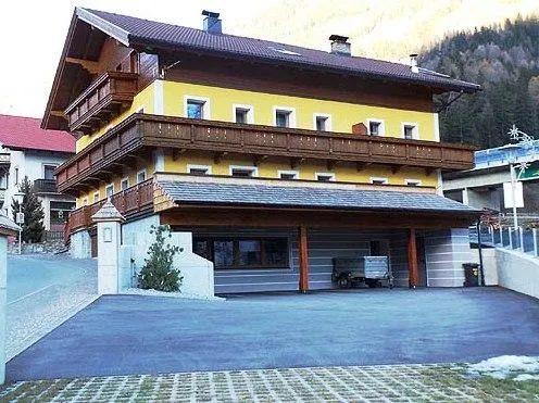 Haus Rainer - Image 1