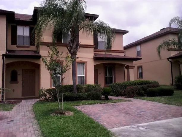 Florida Villas Direct - Image 1