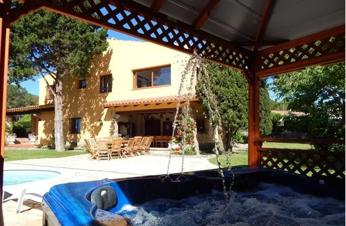 Stunning Home in Sant Antoni Calonge With Wifi and 5 Bedrooms - Image 1