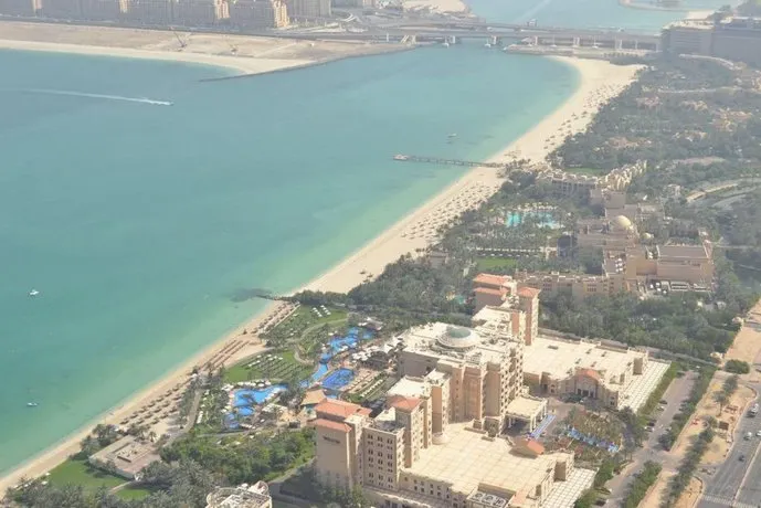 Vacation Bay-The Palm Dubai Marina And Arabian Sea - Image 1