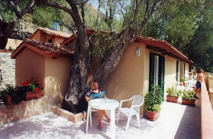 Resort Paradiso Club - Image 1