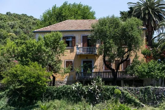 Holiday Home Palma - Image 1