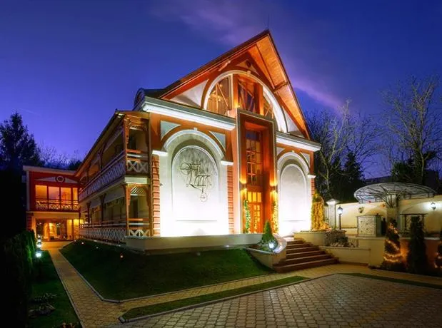 Garni Hotel Vila Lago - Image 1