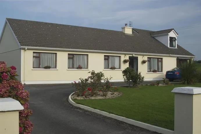 Greenfields Farmhouse - Image 1