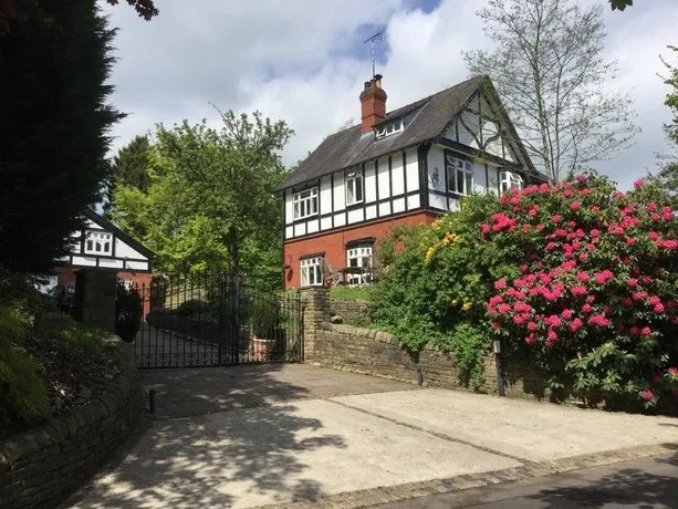 Brookfield House - Image 1