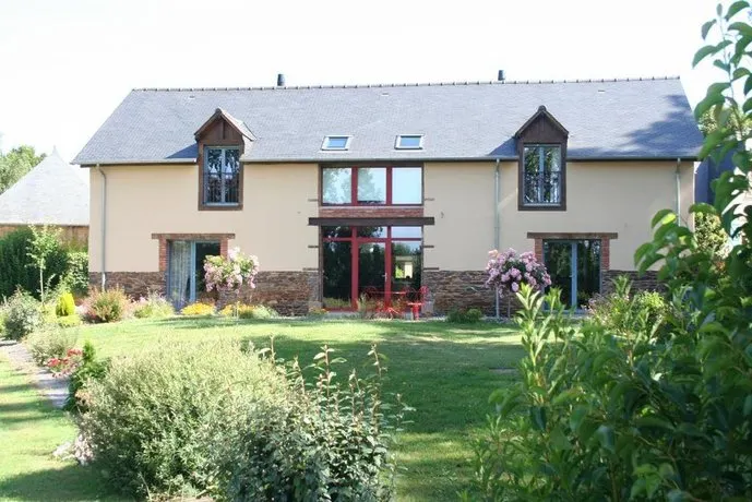Les Chambres d'Hôtes de la Fontaine - Image 1
