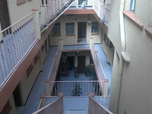 Hostal America - Image 1