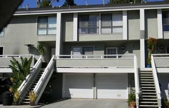 23 Escapade Court 68308 by RedAwning - Image 1