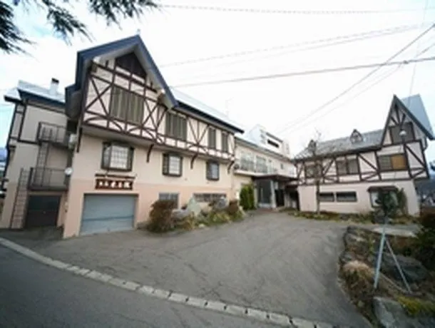 Ryokan Motoyashiki - Image 1