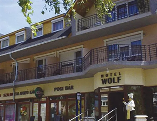 Wolf Hotel - Image 1