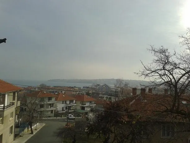 ZOYA DIMITROVA GUEST HOUSE - Image 1
